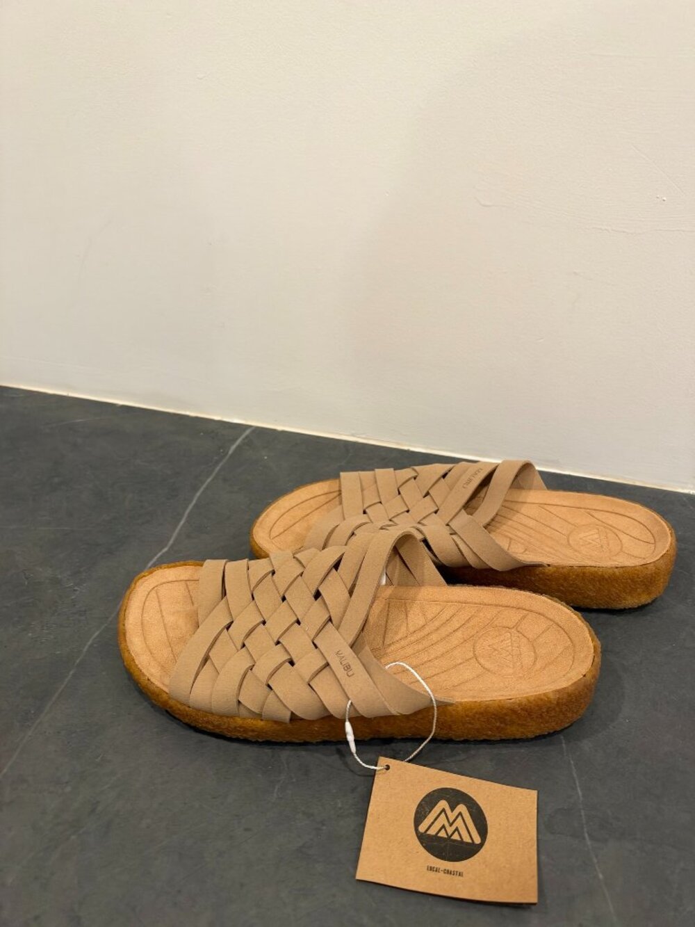 Malibu Sandals Zuma Woven Slide Beige Vegan Suede Crepe Sole Men's 11 NWT